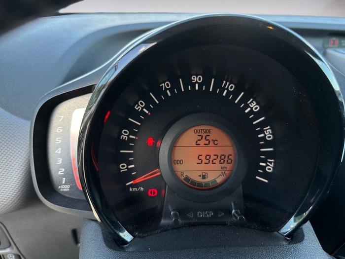 Peugeot 108 1.0 VTi Active 53 kW (72 CV) Vehículo usado en Madrid Peugeot 108 1.0 VTi Active 53 kW (72 CV) Vehículo usado en Madrid