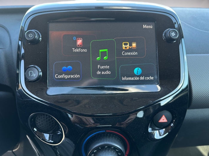 Peugeot 108 1.0 VTi Active 53 kW (72 CV) Vehículo usado en Madrid Peugeot 108 1.0 VTi Active 53 kW (72 CV) Vehículo usado en Madrid