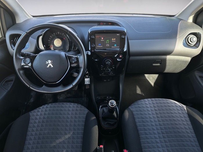 Peugeot 108 1.0 VTi Active 53 kW (72 CV) Vehículo usado en Madrid Peugeot 108 1.0 VTi Active 53 kW (72 CV) Vehículo usado en Madrid