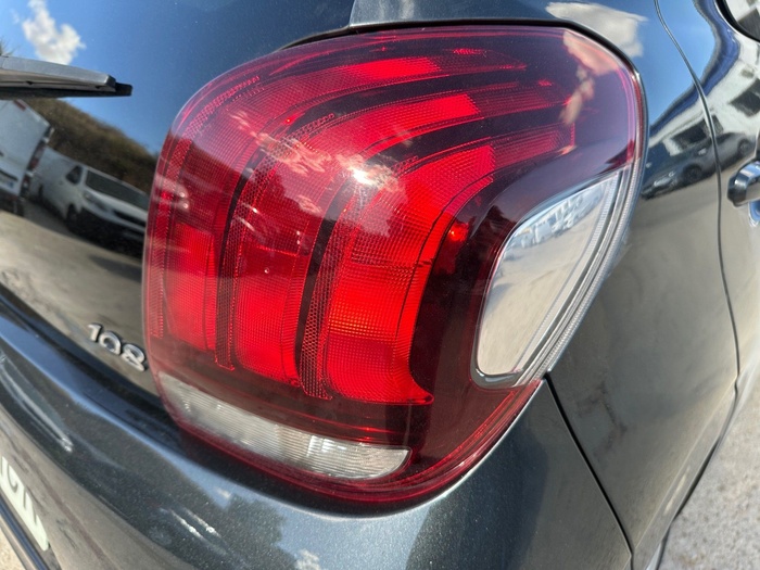 Peugeot 108 1.0 VTi Active 53 kW (72 CV) Vehículo usado en Madrid Peugeot 108 1.0 VTi Active 53 kW (72 CV) Vehículo usado en Madrid