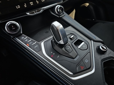 Lynk & Co 01 1.5 PHEV 192 kW (261 CV) 14 Lynk & Co 01 1.5 PHEV 192 kW (261 CV) 14