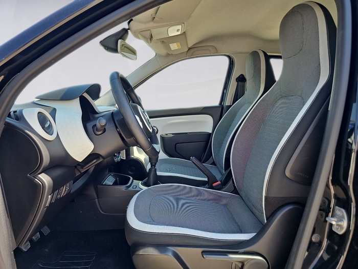 Renault TWINGO 1.0 48 kW (65 CV) Vehículo usado en Madrid Renault TWINGO 1.0 48 kW (65 CV) Vehículo usado en Madrid