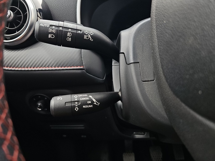 MG ZS 1.5 Comfort 78 kW (106 CV) Vehículo usado en Madrid MG ZS 1.5 Comfort 78 kW (106 CV) Vehículo usado en Madrid