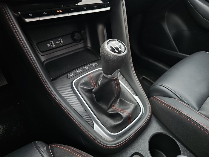 MG ZS 1.5 Comfort 78 kW (106 CV) Vehículo usado en Madrid MG ZS 1.5 Comfort 78 kW (106 CV) Vehículo usado en Madrid