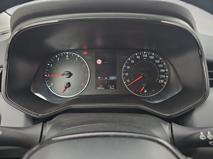 Renault Clio Business TCe 66 kW (90 CV) Vehículo usado en Madrid Renault Clio Business TCe 66 kW (90 CV) Vehículo usado en Madrid