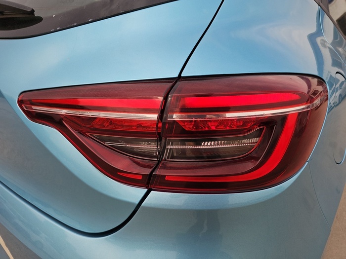 Renault Clio Business TCe 66 kW (90 CV) Vehículo usado en Madrid Renault Clio Business TCe 66 kW (90 CV) Vehículo usado en Madrid