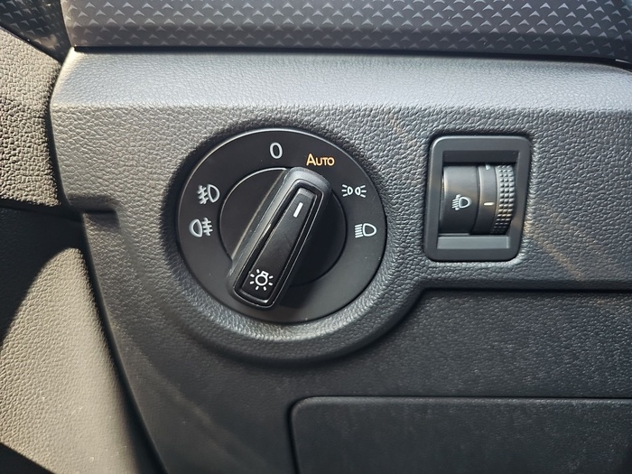 Volkswagen T-Cross Advance 1.0 TSI 70 kW (95 CV) Vehículo usado en Madrid Volkswagen T-Cross Advance 1.0 TSI 70 kW (95 CV) Vehículo usado en Madrid