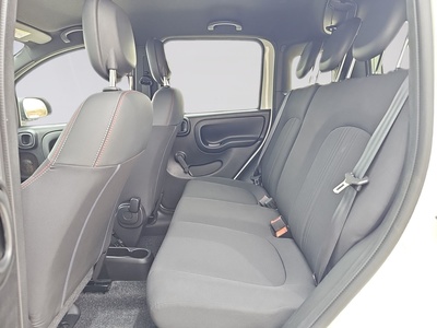 Fiat Panda 1.0 Hybrid Gse Sport 51 kW (70 CV) 12 Fiat Panda 1.0 Hybrid Gse Sport 51 kW (70 CV) 12