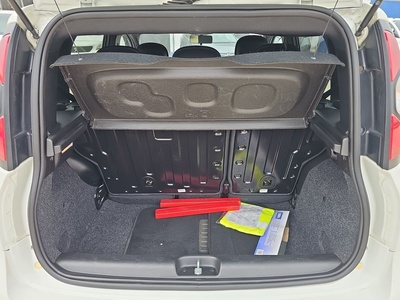 Fiat Panda 1.0 Hybrid Gse Sport 51 kW (70 CV) 6 Fiat Panda 1.0 Hybrid Gse Sport 51 kW (70 CV) 6