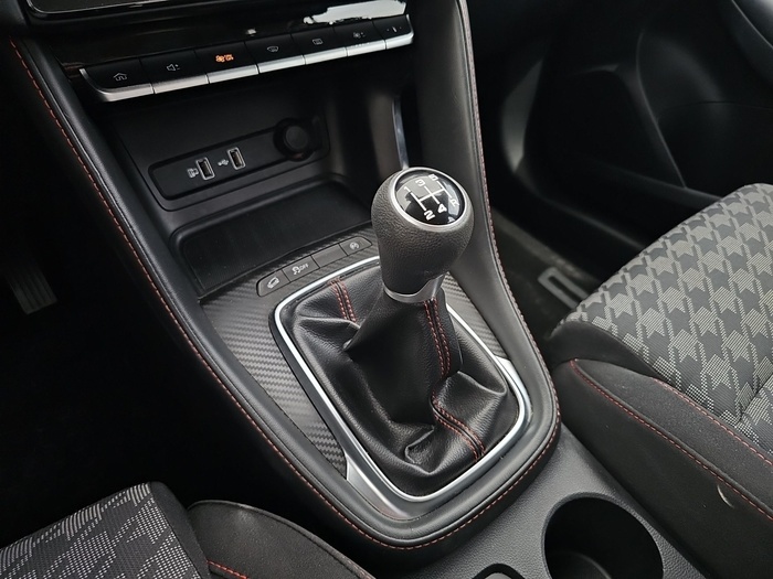 MG ZS 1.5 Comfort 78 kW (106 CV) Vehículo usado en Madrid MG ZS 1.5 Comfort 78 kW (106 CV) Vehículo usado en Madrid