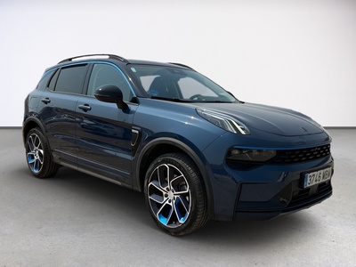 Lynk & Co 01 1.5 PHEV 192 kW (261 CV) 3 Lynk & Co 01 1.5 PHEV 192 kW (261 CV) 3