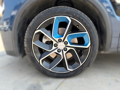 Lynk & Co 01 1.5 PHEV 192 kW (261 CV) 13 Lynk & Co 01 1.5 PHEV 192 kW (261 CV) 13