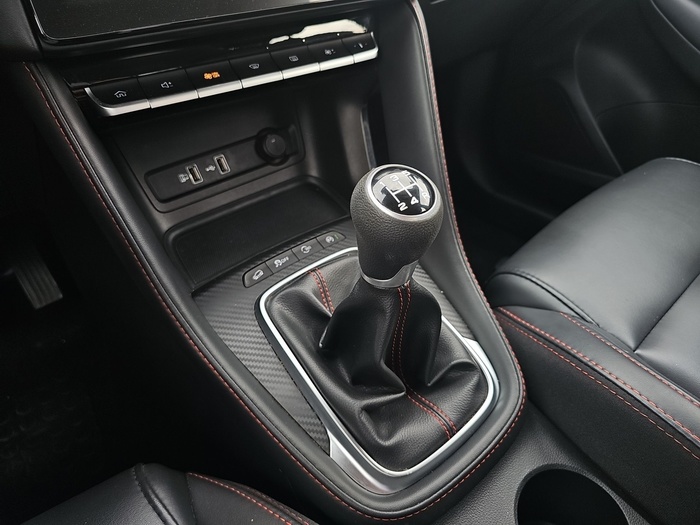 MG ZS 1.5 Comfort 78 kW (106 CV) Vehículo usado en Madrid MG ZS 1.5 Comfort 78 kW (106 CV) Vehículo usado en Madrid