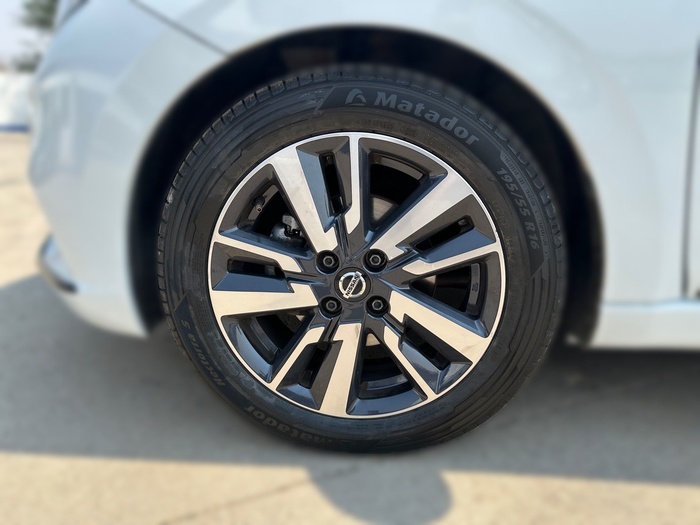 Nissan Micra IG-T 92 Acenta Sprint 68 kW (92 CV) Vehículo usado en Madrid Nissan Micra IG-T 92 Acenta Sprint 68 kW (92 CV) Vehículo usado en Madrid