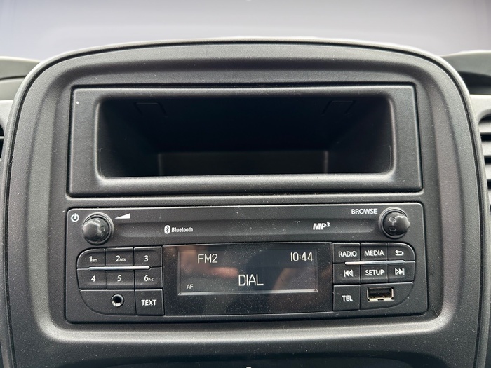 Renault Trafic Furgon 27 L1H1 Energy Blue dCi 88 kW (120 CV) Vehículo usado en Madrid Renault Trafic Furgon 27 L1H1 Energy Blue dCi 88 kW (120 CV) Vehículo usado en Madrid