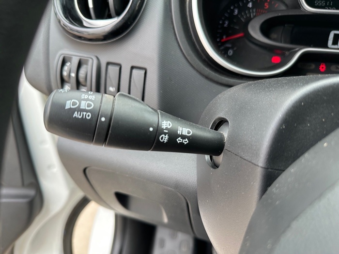 Renault Trafic Furgon 27 L1H1 Energy Blue dCi 88 kW (120 CV) Vehículo usado en Madrid Renault Trafic Furgon 27 L1H1 Energy Blue dCi 88 kW (120 CV) Vehículo usado en Madrid