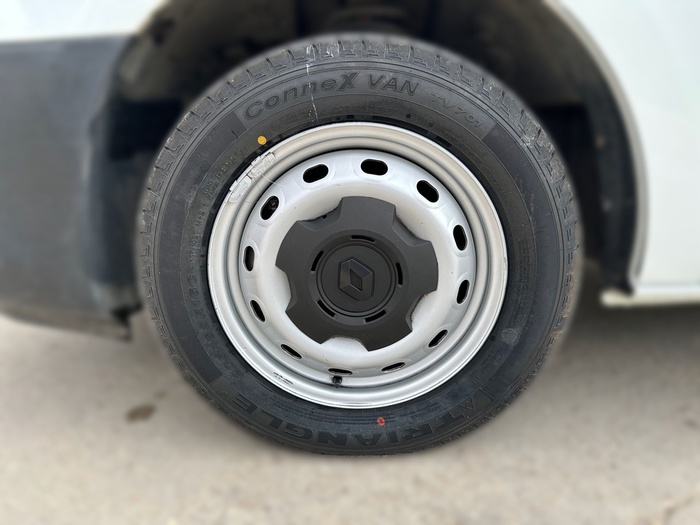 Renault Trafic Furgon 27 L1H1 Energy Blue dCi 88 kW (120 CV) Vehículo usado en Madrid Renault Trafic Furgon 27 L1H1 Energy Blue dCi 88 kW (120 CV) Vehículo usado en Madrid