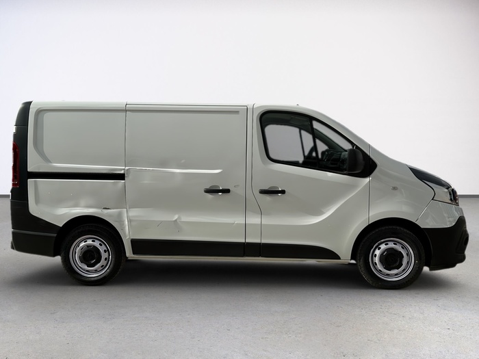 Renault Trafic Furgon 27 L1H1 Energy Blue dCi 88 kW (120 CV) Vehículo usado en Madrid Renault Trafic Furgon 27 L1H1 Energy Blue dCi 88 kW (120 CV) Vehículo usado en Madrid