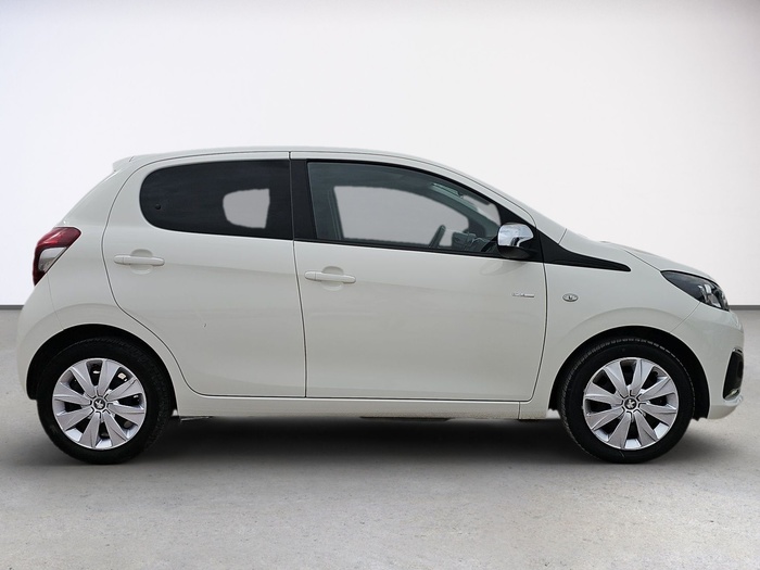 Peugeot 108 1.0 VTi Active 53 kW (72 CV) Vehículo usado en Madrid Peugeot 108 1.0 VTi Active 53 kW (72 CV) Vehículo usado en Madrid