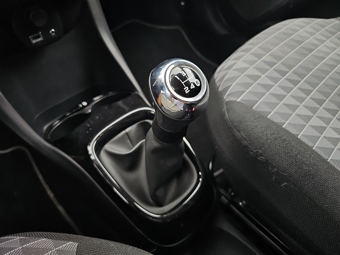 Peugeot 108 1.0 VTi Active 53 kW (72 CV) Vehículo usado en Madrid Peugeot 108 1.0 VTi Active 53 kW (72 CV) Vehículo usado en Madrid