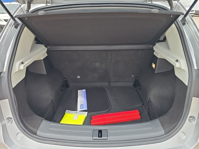 MG ZS 1.5 Comfort 78 kW (106 CV) Vehículo usado en Madrid MG ZS 1.5 Comfort 78 kW (106 CV) Vehículo usado en Madrid