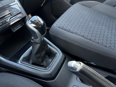 Volkswagen T-Cross Advance 1.0 TSI 70 kW (95 CV) 14 Volkswagen T-Cross Advance 1.0 TSI 70 kW (95 CV) 14