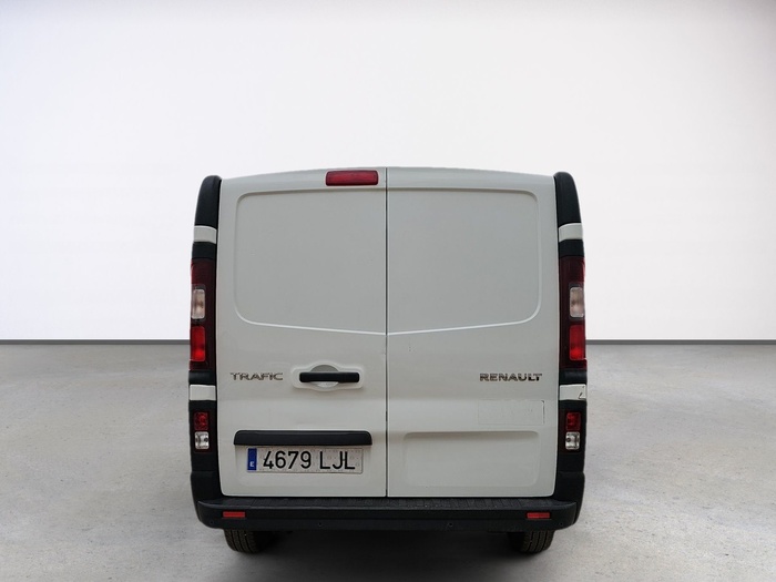 Renault Trafic Furgon Furgon 27 L1H1 Energy BluedCi 88 kW (120 CV) Vehículo usado en Madrid Renault Trafic Furgon Furgon 27 L1H1 Energy BluedCi 88 kW (120 CV) Vehículo usado en Madrid