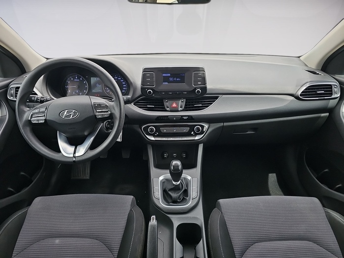 Hyundai i30 1.5 DPI Essence 81 kW (110 CV) Vehículo usado en Madrid Hyundai i30 1.5 DPI Essence 81 kW (110 CV) Vehículo usado en Madrid