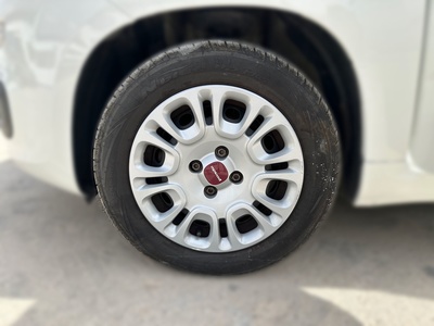 Fiat Panda 1.0 Hybrid GSE 51 kW (70 CV) 13 Fiat Panda 1.0 Hybrid GSE 51 kW (70 CV) 13