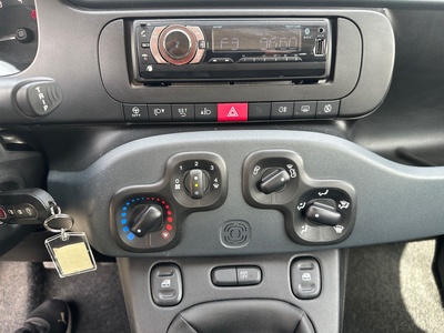 Fiat Panda 1.0 Hybrid GSE 51 kW (70 CV) 15 Fiat Panda 1.0 Hybrid GSE 51 kW (70 CV) 15