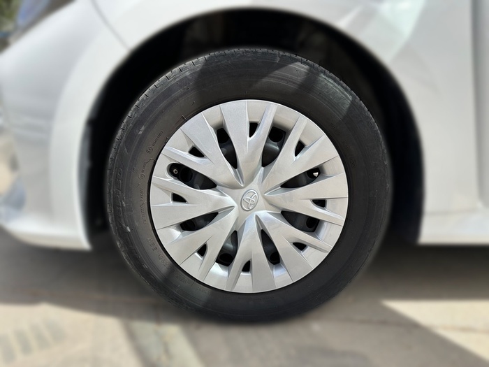 Toyota Yaris 1.0 53 kW (72 CV) Vehículo usado en Madrid Toyota Yaris 1.0 53 kW (72 CV) Vehículo usado en Madrid