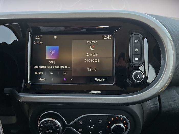 Renault Twingo 1.0 48 kW (65 CV) Vehículo usado en Madrid Renault Twingo 1.0 48 kW (65 CV) Vehículo usado en Madrid