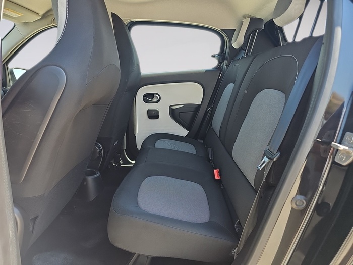 Renault Twingo 1.0 48 kW (65 CV) Vehículo usado en Madrid Renault Twingo 1.0 48 kW (65 CV) Vehículo usado en Madrid