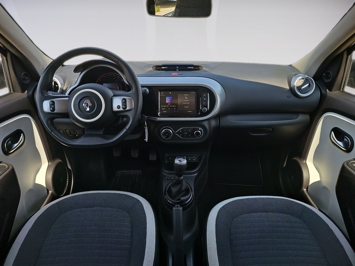 Renault Twingo 1.0 48 kW (65 CV) Vehículo usado en Madrid Renault Twingo 1.0 48 kW (65 CV) Vehículo usado en Madrid