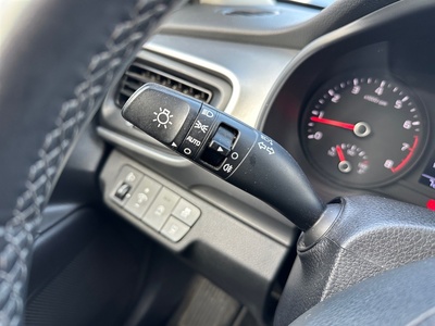 Kia Stonic 1.2 DPi Concept 62 kW (84 CV) 20 Kia Stonic 1.2 DPi Concept 62 kW (84 CV) 20