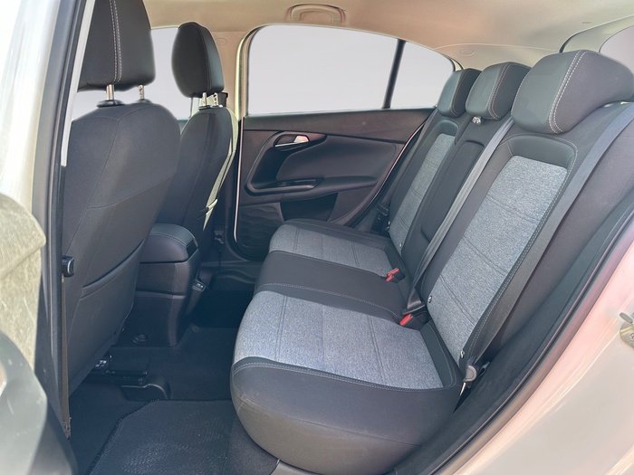 Fiat Tipo 1.0 Cross 74 kW (101 CV) Vehículo usado en Madrid Fiat Tipo 1.0 Cross 74 kW (101 CV) Vehículo usado en Madrid