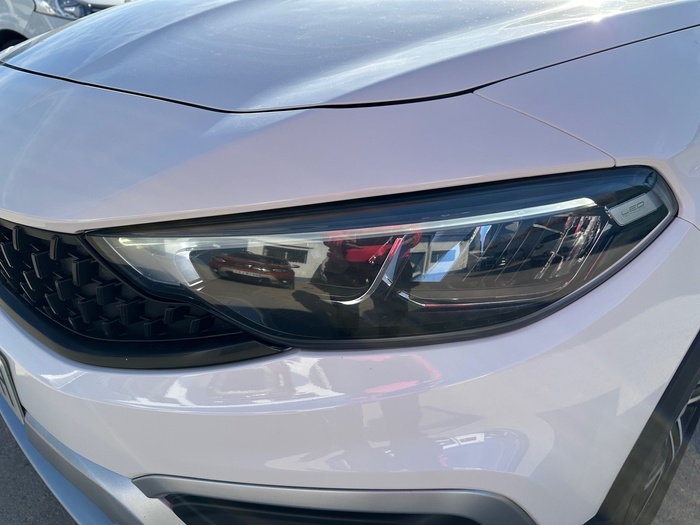 Fiat Tipo 1.0 Cross 74 kW (101 CV) Vehículo usado en Madrid Fiat Tipo 1.0 Cross 74 kW (101 CV) Vehículo usado en Madrid