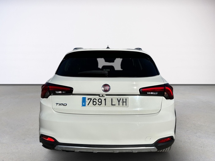 Fiat Tipo 1.0 Cross 74 kW (101 CV) Vehículo usado en Madrid Fiat Tipo 1.0 Cross 74 kW (101 CV) Vehículo usado en Madrid