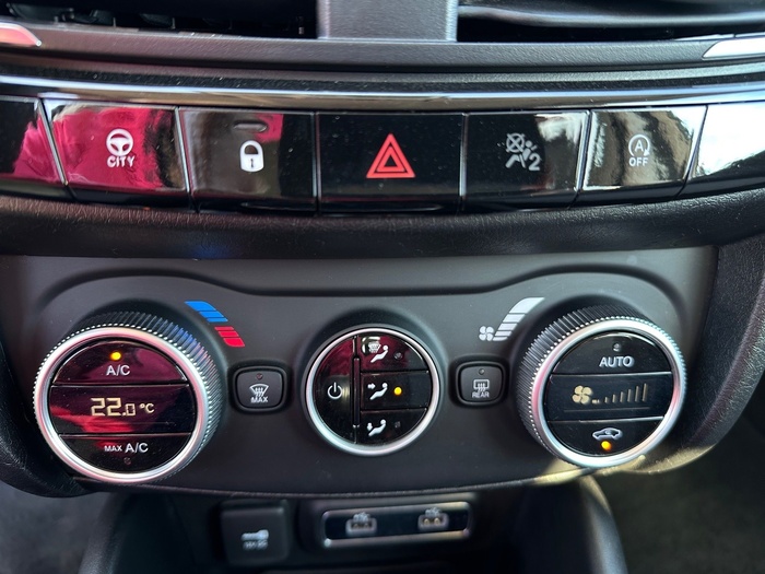 Fiat Tipo 1.0 Cross 74 kW (101 CV) Vehículo usado en Madrid Fiat Tipo 1.0 Cross 74 kW (101 CV) Vehículo usado en Madrid