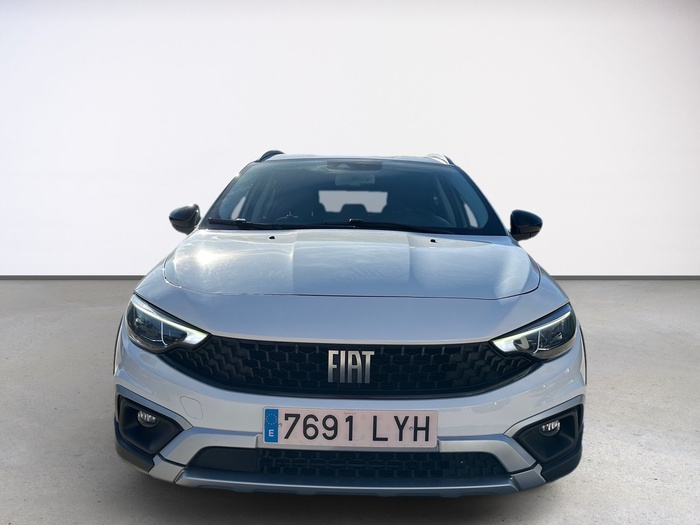 Fiat Tipo 1.0 Cross 74 kW (101 CV) Vehículo usado en Madrid Fiat Tipo 1.0 Cross 74 kW (101 CV) Vehículo usado en Madrid