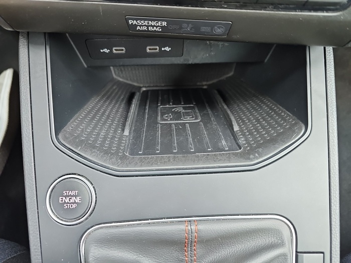 SEAT Ibiza 1.0 TSI FR Plus 81 kW (110 CV) Vehículo usado en Madrid SEAT Ibiza 1.0 TSI FR Plus 81 kW (110 CV) Vehículo usado en Madrid