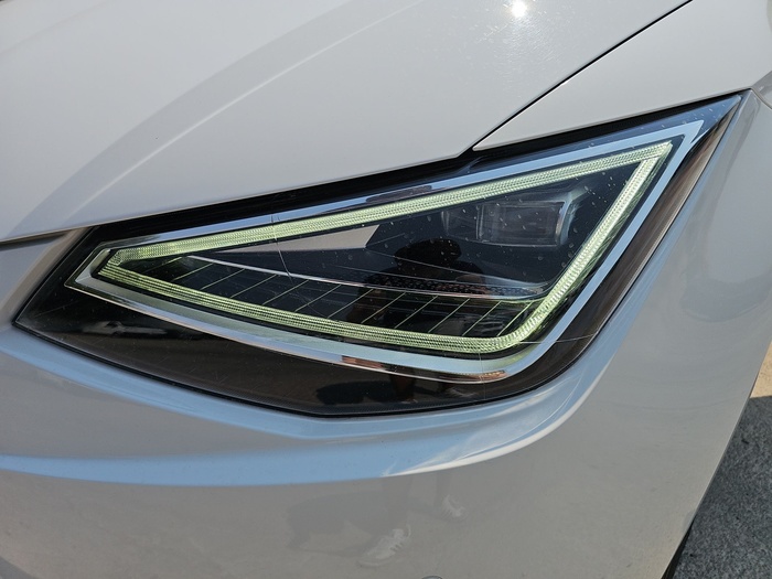 SEAT Ibiza 1.0 TSI FR Plus 81 kW (110 CV) Vehículo usado en Madrid SEAT Ibiza 1.0 TSI FR Plus 81 kW (110 CV) Vehículo usado en Madrid