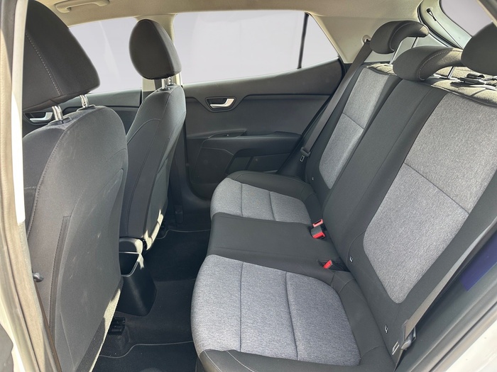 Kia Stonic 1.2 DPi Concept 62 kW (84 CV) Vehículo usado en Madrid Kia Stonic 1.2 DPi Concept 62 kW (84 CV) Vehículo usado en Madrid