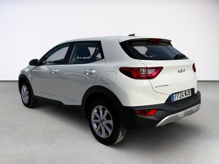 Kia Stonic 1.2 DPi Concept 62 kW (84 CV) Vehículo usado en Madrid Kia Stonic 1.2 DPi Concept 62 kW (84 CV) Vehículo usado en Madrid