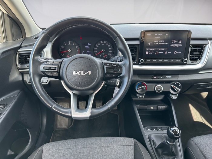 Kia Stonic 1.2 DPi Concept 62 kW (84 CV) Vehículo usado en Madrid Kia Stonic 1.2 DPi Concept 62 kW (84 CV) Vehículo usado en Madrid