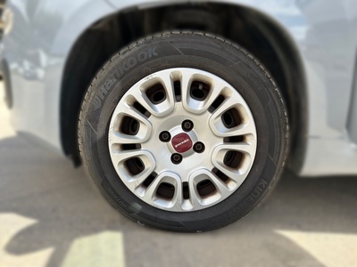 Fiat Panda 1.0 Hybrid GSE 51 kW (70 CV) 13 Fiat Panda 1.0 Hybrid GSE 51 kW (70 CV) 13