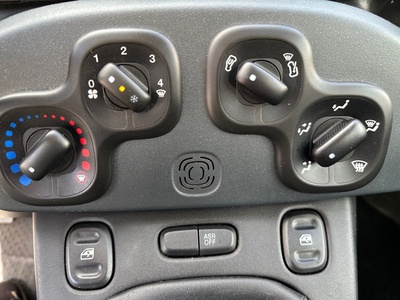 Fiat Panda 1.0 Hybrid GSE 51 kW (70 CV) 18 Fiat Panda 1.0 Hybrid GSE 51 kW (70 CV) 18