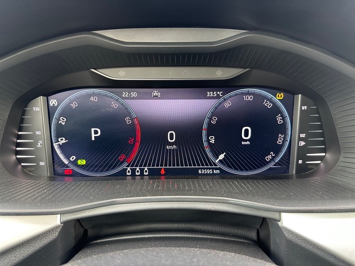 Skoda Kamiq 1.0 TSI Emotion DSG 81 kW (110 CV) Vehículo usado en Madrid Skoda Kamiq 1.0 TSI Emotion DSG 81 kW (110 CV) Vehículo usado en Madrid