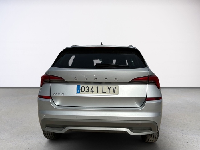 Skoda Kamiq 1.0 TSI Emotion DSG 81 kW (110 CV) Vehículo usado en Madrid Skoda Kamiq 1.0 TSI Emotion DSG 81 kW (110 CV) Vehículo usado en Madrid