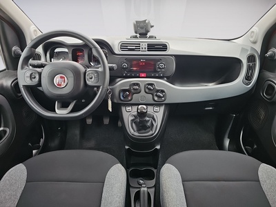 Fiat Panda 1.0 Hybrid GSE City Life 51 kW (70 CV) 8 Fiat Panda 1.0 Hybrid GSE City Life 51 kW (70 CV) 8